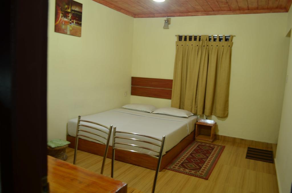 Rheinberg Town Haus Otel Munnar Oda fotoğraf